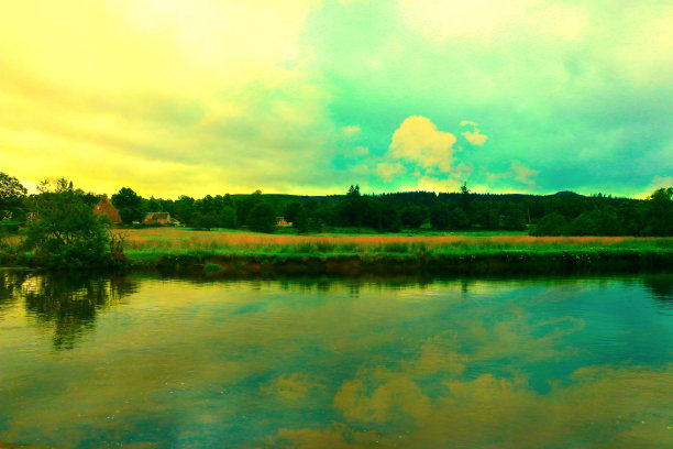 反射中的绿线图片下载