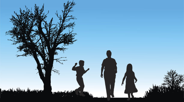 矢量剪影的家庭。图片下载