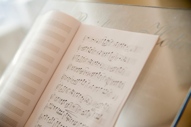 混合乐谱页图片下载