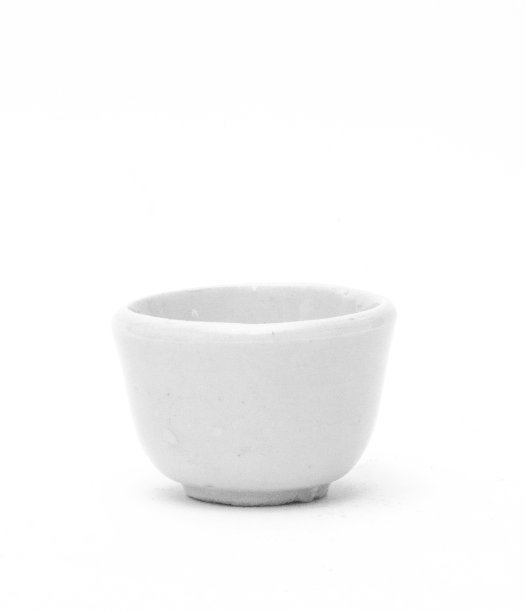 中国茶杯上白色。图片下载