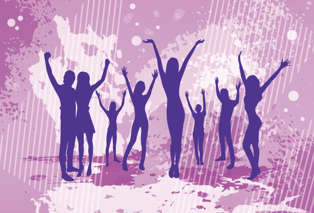 舞动粉红彩旗的人群图片下载