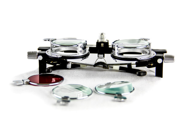 验光师眼科试验框架和松散镜片图片下载