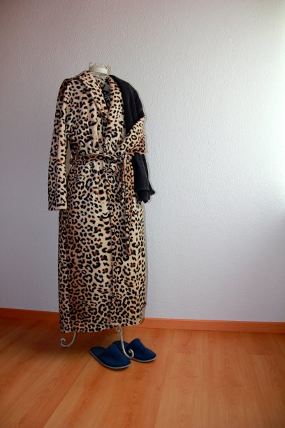 豹浴袍图片下载