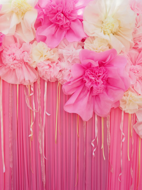 抽象的粉色织物纸工艺花作为装饰背景图片下载