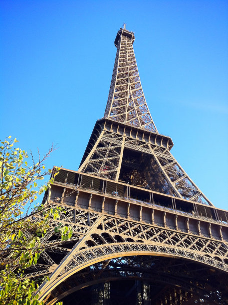 巴黎埃菲尔铁塔图片下载