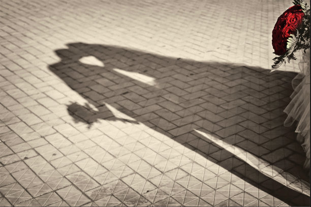 夫妻之吻图片下载