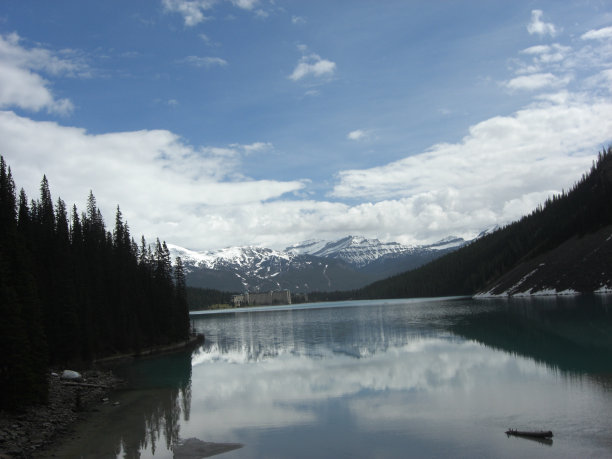 露易丝湖图片下载