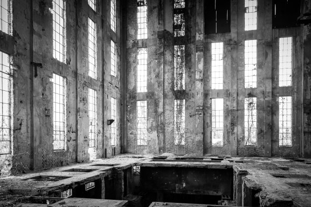 废弃的工业内部图片下载