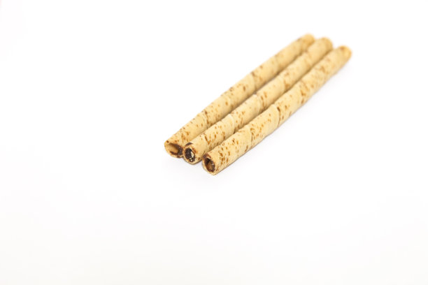 华夫饼卷孤立在白色背景图片下载