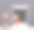 女孩和男孩在电梯旁牵着手图片下载