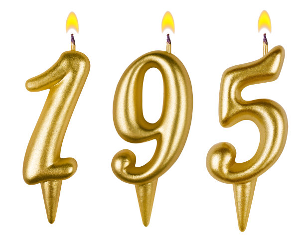 蜡烛数195孤立在白色图片下载