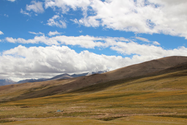 西藏的风景图片下载