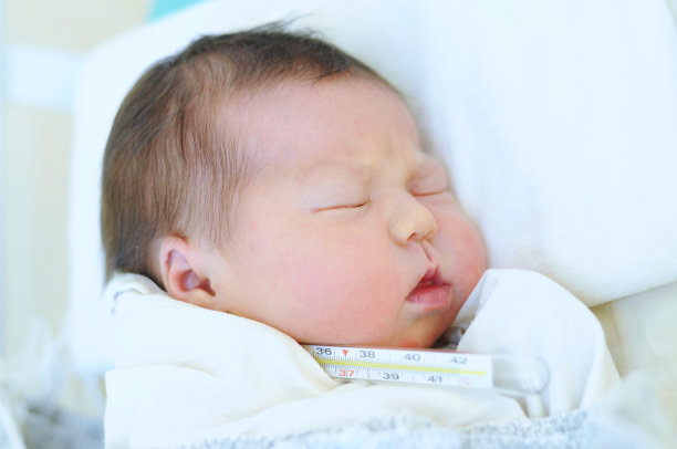 新生儿在一天内的生命图片下载