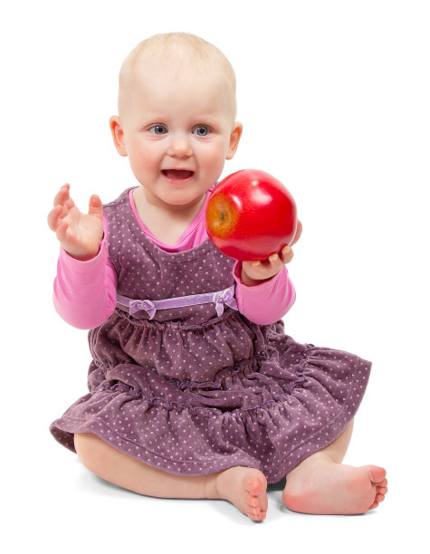 穿衣服的女孩拿着苹果坐着图片下载