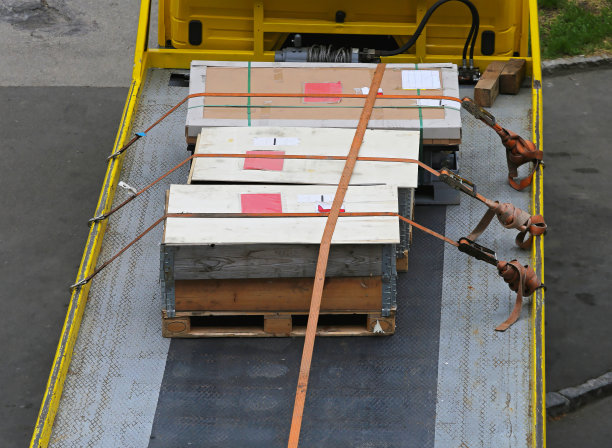 箱在卡车图片下载