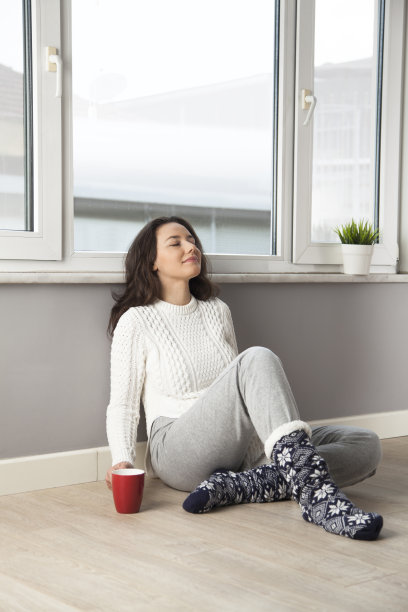 在家放松图片下载