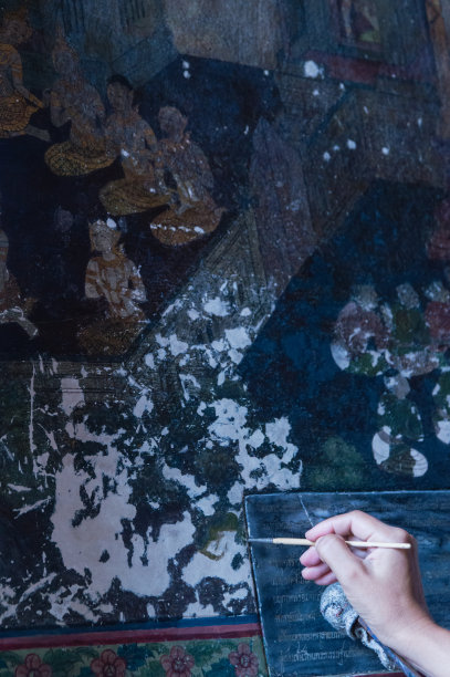 修复大皇宫绘画的艺术家图片下载