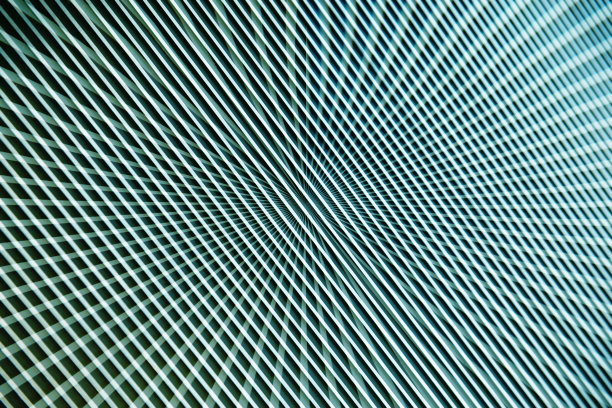 倾斜照片的金属网格图片下载