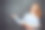 快乐的女学生戴眼镜和书从空白的黑板图片下载