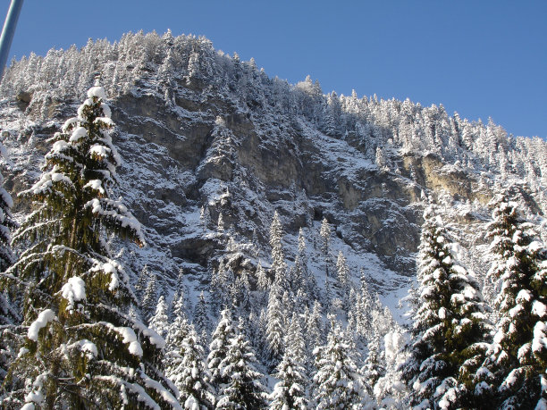 奥地利阿尔卑斯山中的落基山脉图片下载