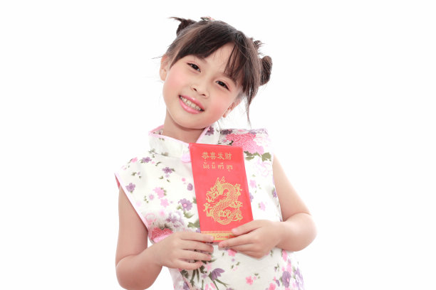 可爱的中国小女孩拿着红包图片下载