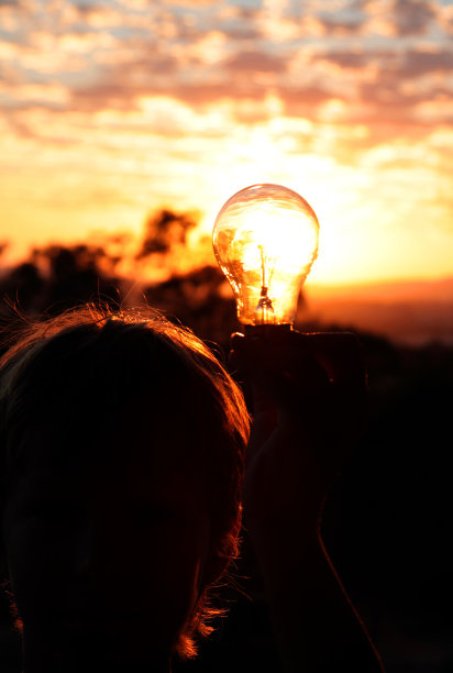 男孩的好点子图片下载