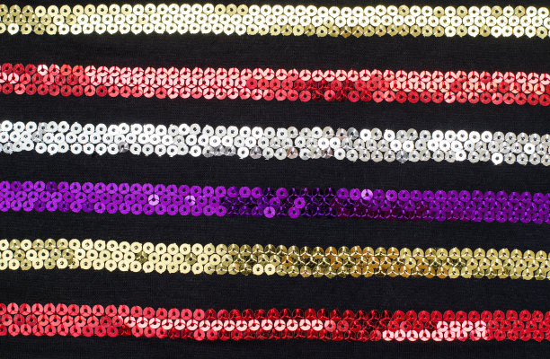 彩色亮片条纹背景。图片下载