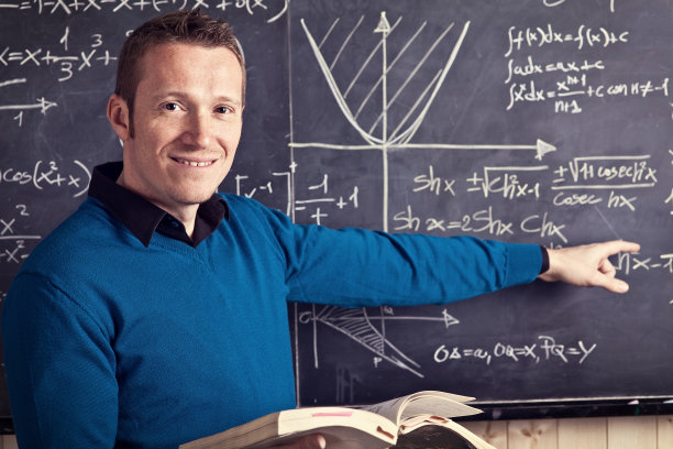 老师在学校图片下载