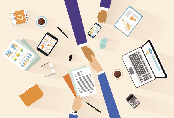 商务人士坐在办公桌前握手签署协议图片下载