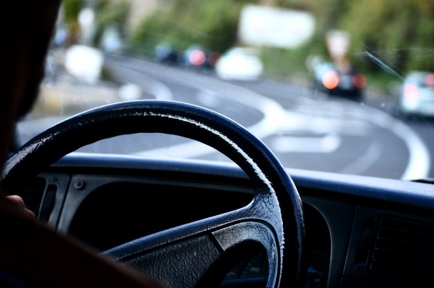 驾驶汽车图片下载