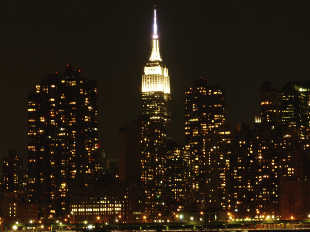 纽约帝国大厦东侧图片下载
