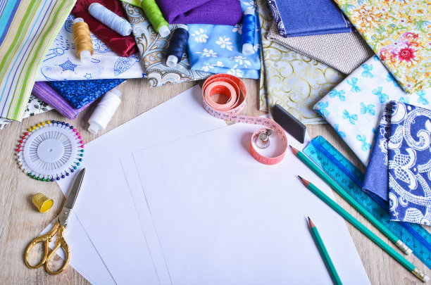 给裁缝或设计师的配饰图片下载