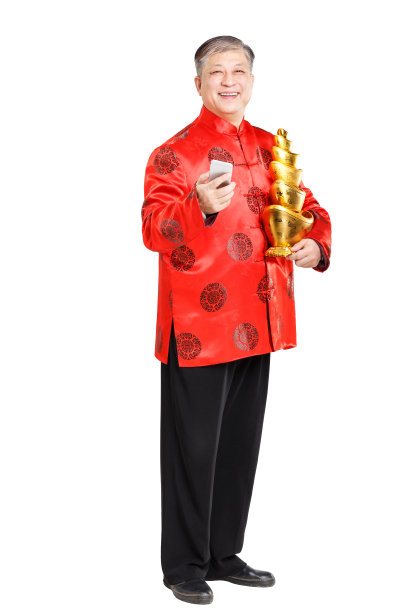 中国新年拿着橘子的老人图片下载