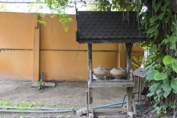 给旅行者的水罐图片下载