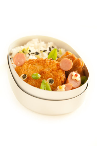 熊的午餐图片下载