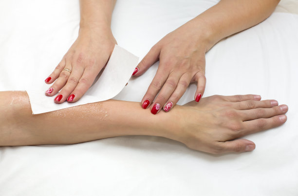 在美容院的女人图片下载