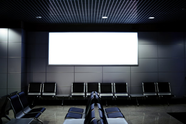 机场候机厅的空白广告牌上有干净的空间图片下载