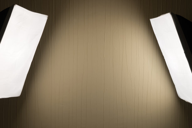 摄影照明-两个工作室灯与软盒子图片下载