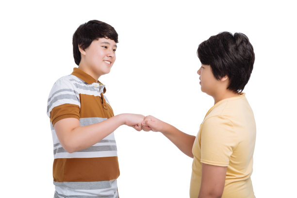 碰撞的拳头图片下载