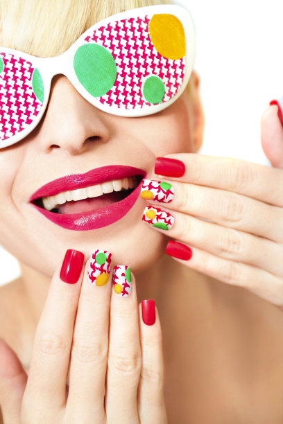 变形修指甲图片下载