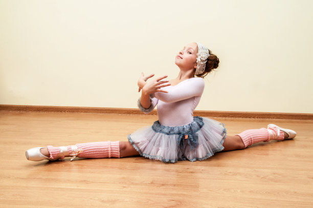 小芭蕾舞演员图片下载