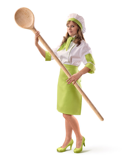 用一个大木勺做厨师的女孩图片下载