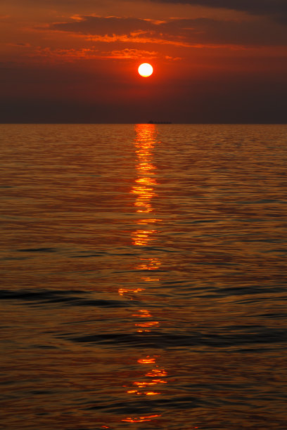 海上日落图片下载