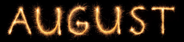 八月的字母与孟加拉火花孤立在黑色图片下载