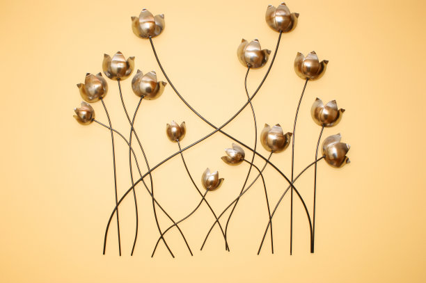 金属的植物图片下载