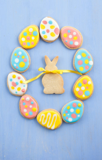 五颜六色的复活节蛋糕图片下载