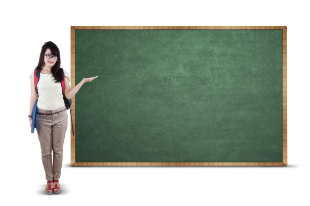 大学生展示空白的拷贝空间图片下载