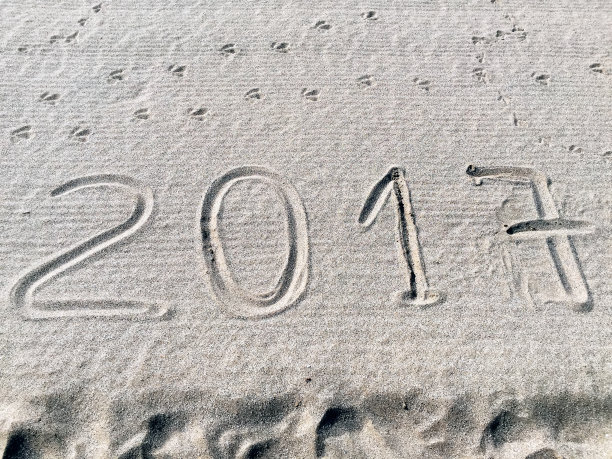 2017年在沙滩上画图片下载