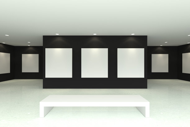 画廊黑色墙上的油画图片下载