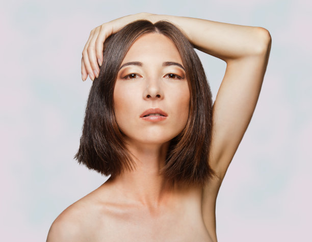 美丽的混血女人的肖像图片下载